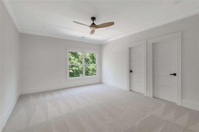 Building Photo - 402 Timberview Trail