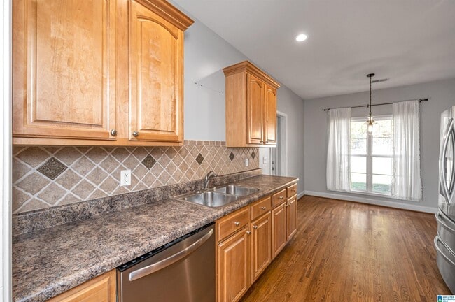 Building Photo - 99 Pats Way