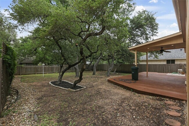 Building Photo - 2604 Stenson Dr