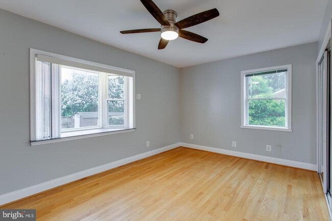 Building Photo - 5834 Pratt St