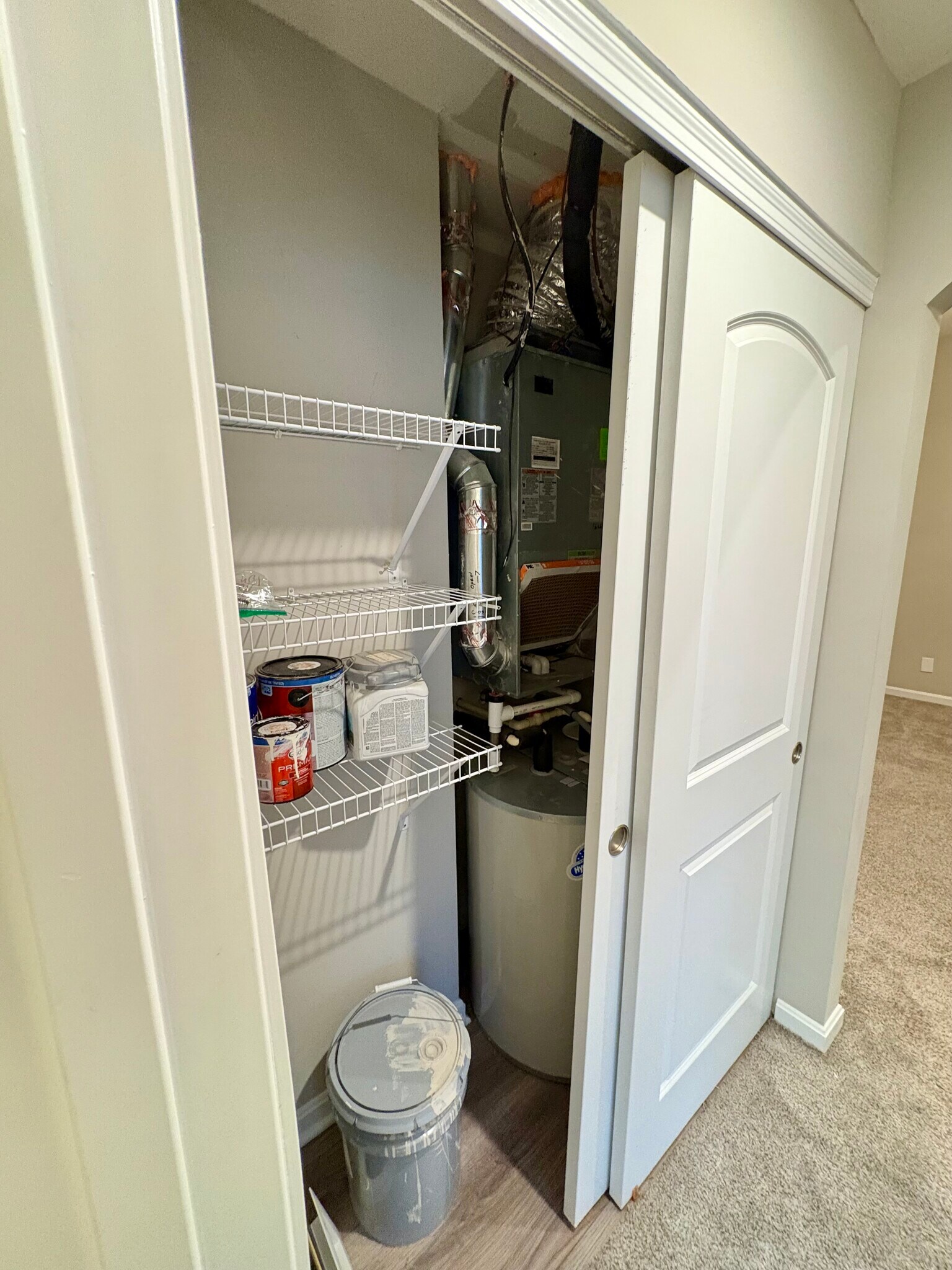 Building Photo - 7568 Woodhaven Ct