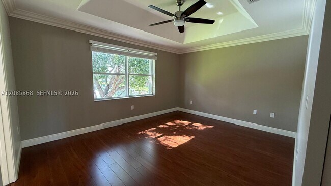 Building Photo - 4735 SW 164th Ave