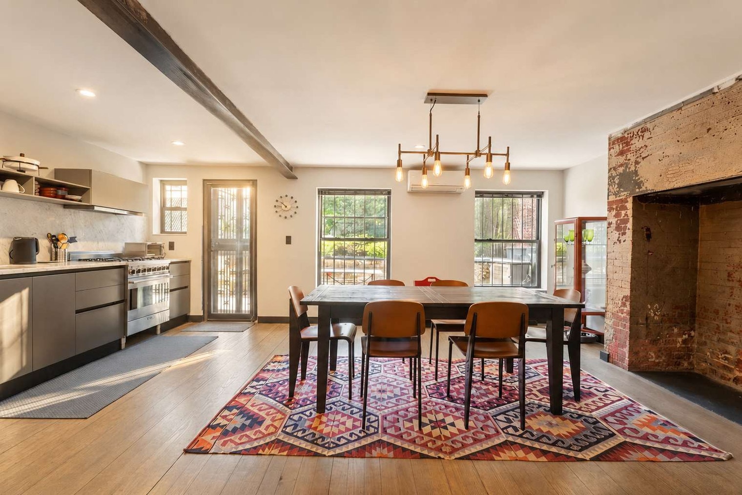 Building Photo - 7 E 129th St