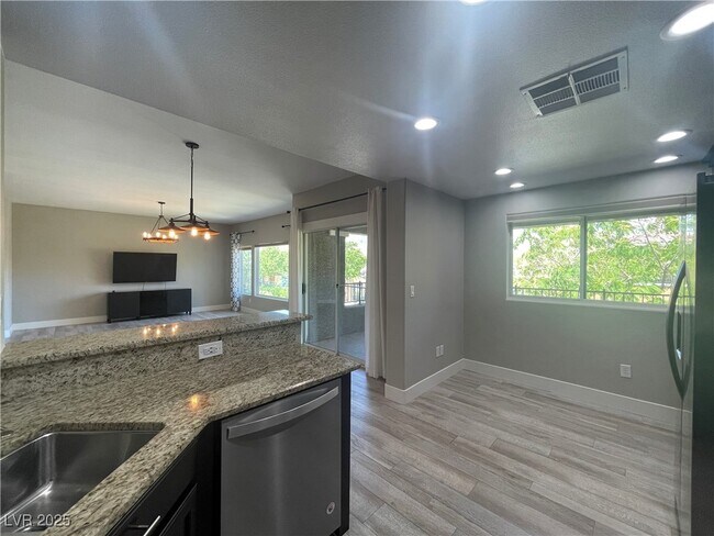 Building Photo - 11830 Portina Dr