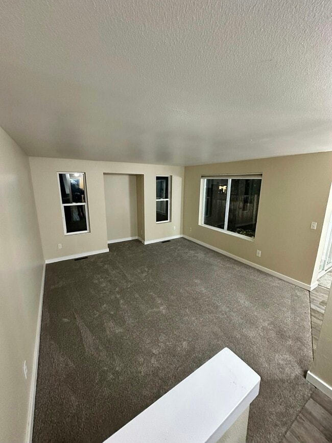 Building Photo - 7911 210th Pl NE