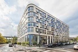 Building Photo - 255 Brunswick St