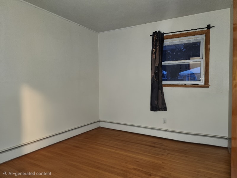 Building Photo - 1706 E 5th St