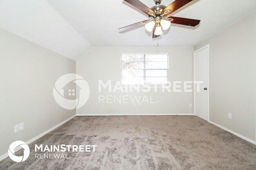 Building Photo - 3709 Chetwood Dr