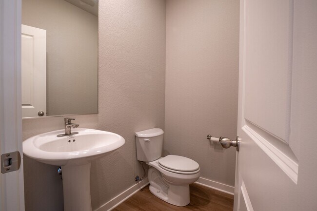 Building Photo - 1195 N Pink Ter