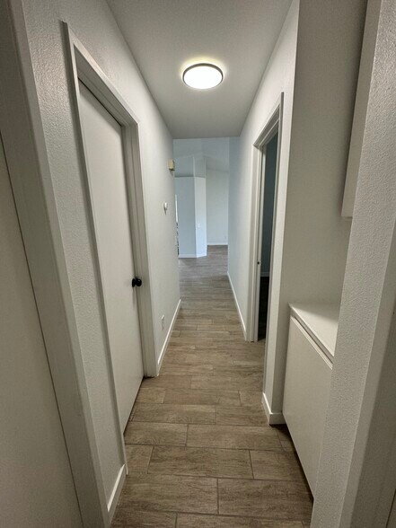 Building Photo - 366 Samsara Ct