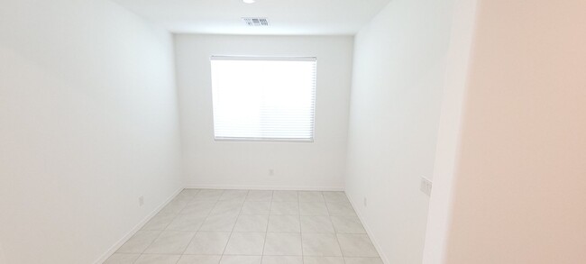 Building Photo - 13573 W Shifting Sands Dr