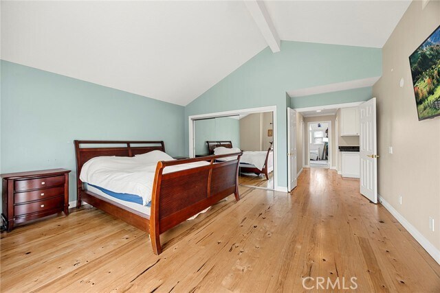 Building Photo - 6 Sand Pointe