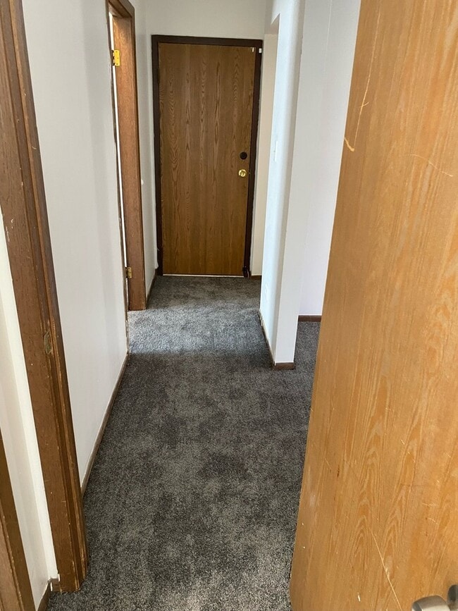 Building Photo - 1259 Cunningham Dr