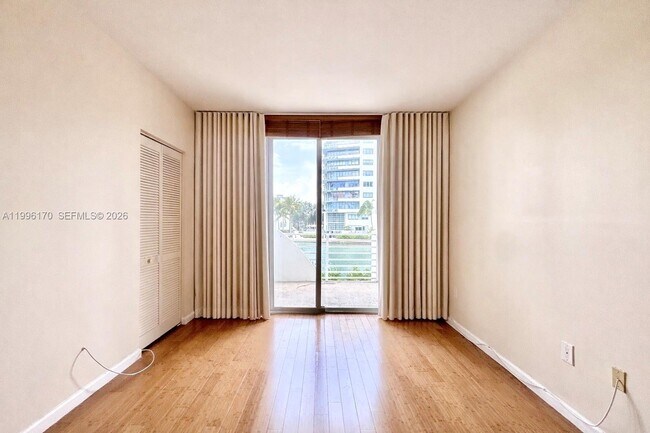 Building Photo - 5970 Indian Creek Dr