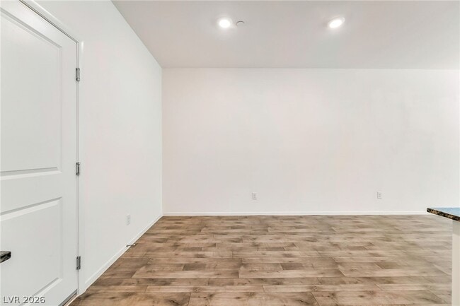 Building Photo - 7483 Coastal Ledge St