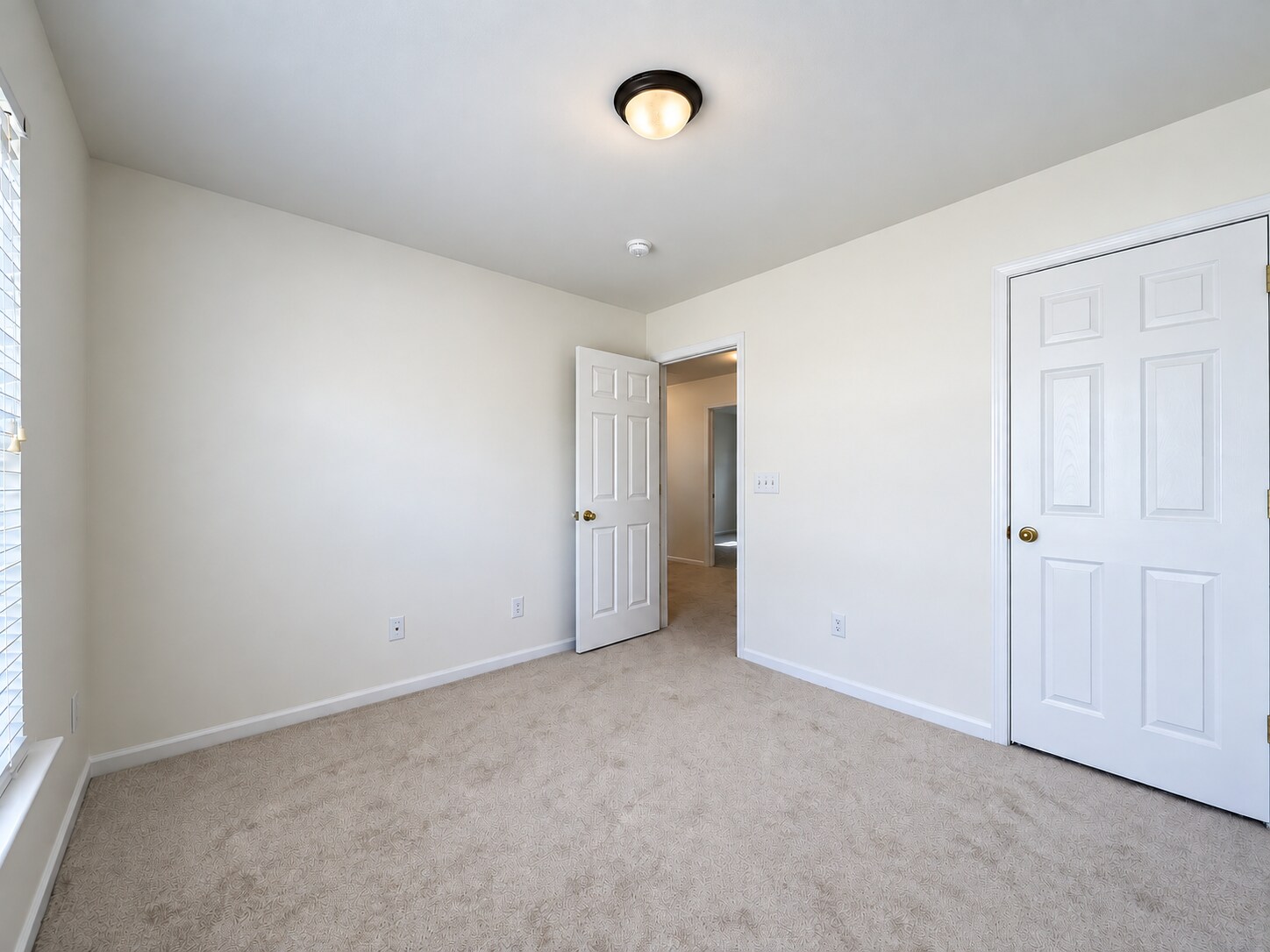 Building Photo - 112 Huntersville Rd