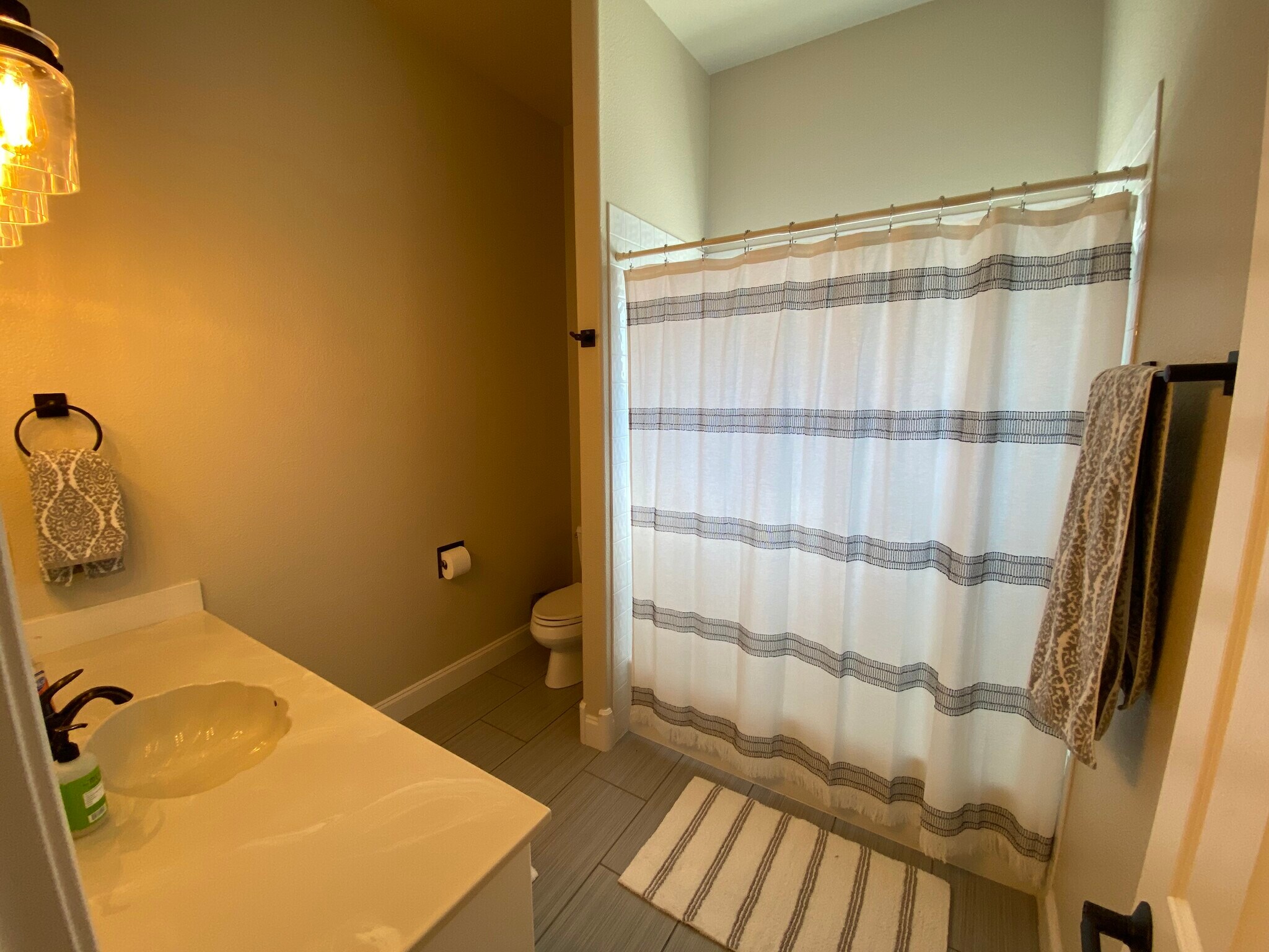2nd Bath - 509 S Shore Pines Rd