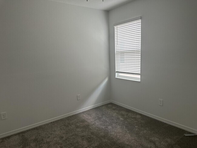 Building Photo - 4156 Babbling Brk Wy