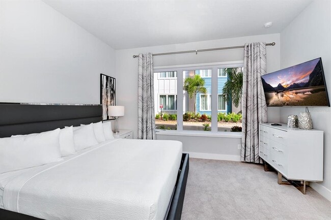 Building Photo - 7770 Sandy Ridge Dr