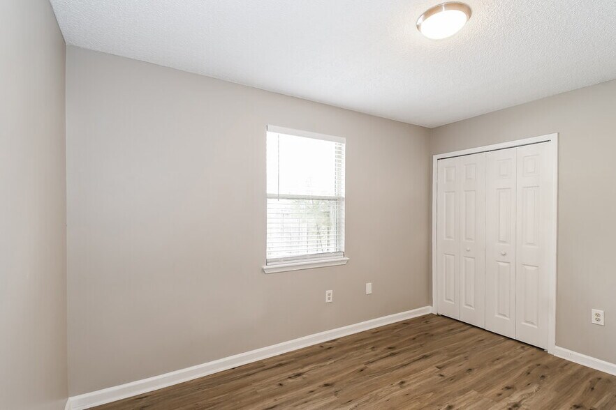 Building Photo - 1848 Broadhaven Dr