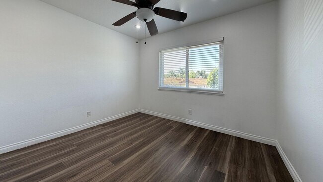 Building Photo - 13632 Cabrillo Ct