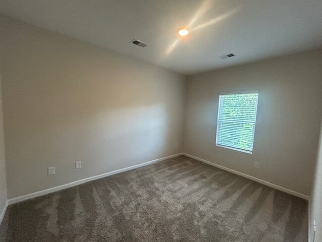 Building Photo - Brand New Construction