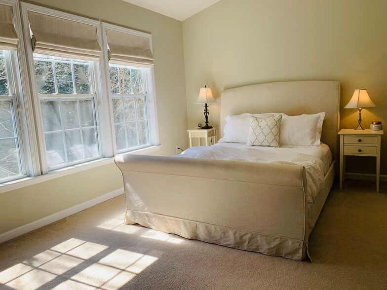 Building Photo - 5407 Shaded Villa Ct