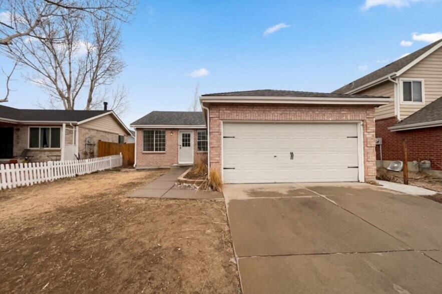 Building Photo - 12117 Monaco Dr