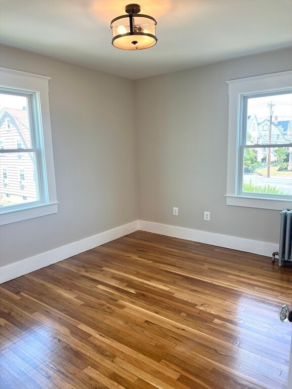 Building Photo - 6 Elmwood Ct
