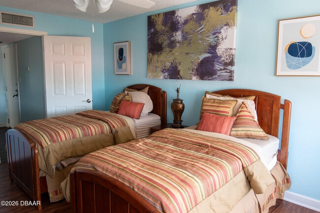 Building Photo - 2947 S Atlantic Ave