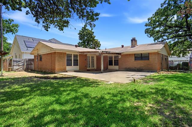 Building Photo - 1812 Kynette Dr