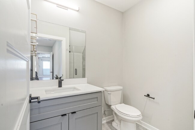 Building Photo - 1710 Cambridge St