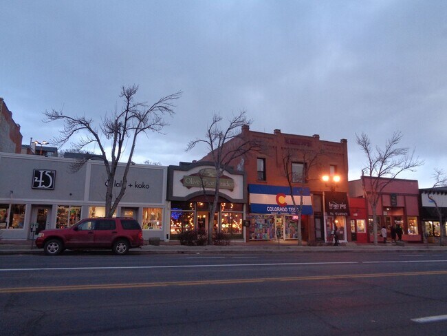 Building Photo - 3321 W Bijou St