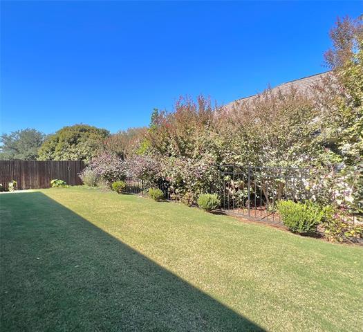 Building Photo - 4004 Knollbrook Ln