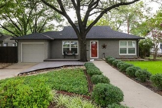 Building Photo - 6432 Malvey Ave