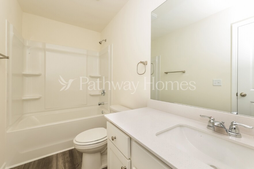 Building Photo - 1074 Large Poppy Dr