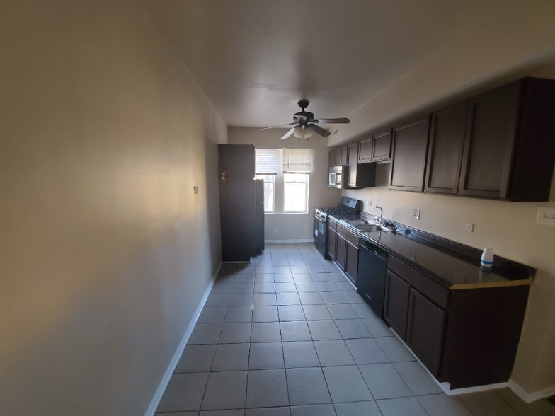 Building Photo - 7700 S Essex Ave