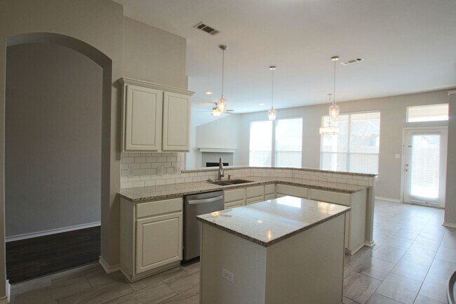 Building Photo - Lease Takeover Opportunity! Stunning 3 bed...