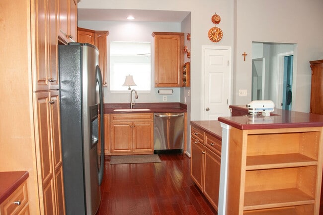 Building Photo - 21672 Kings Crossing Terrace