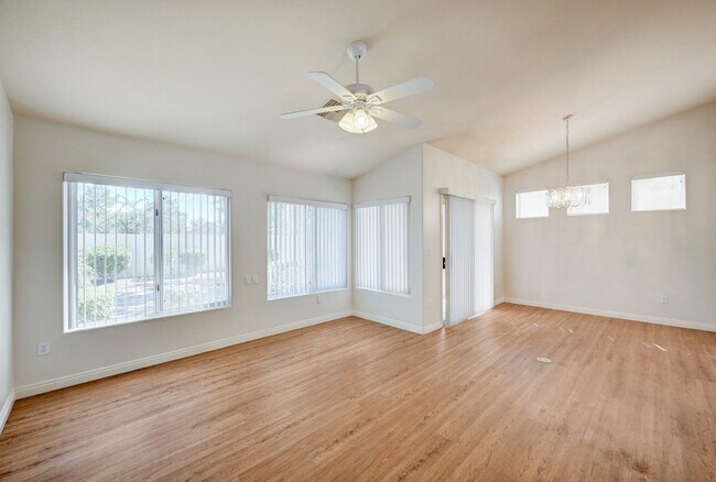 Building Photo - Charming 2 Bedroom, Single-Story Home in S...