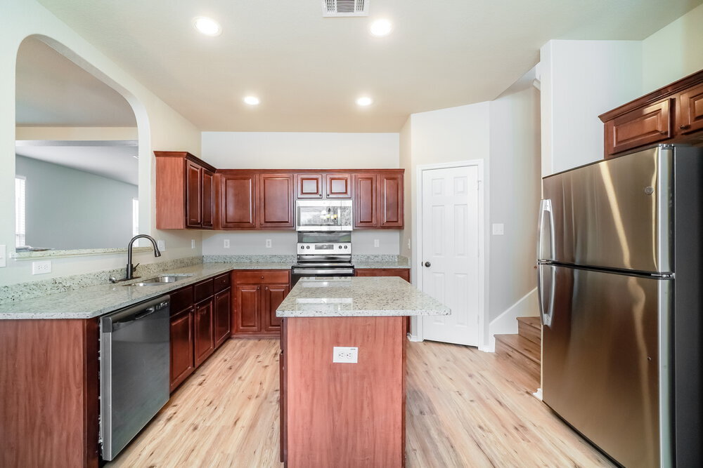 Building Photo - 2123 Dodge Dr