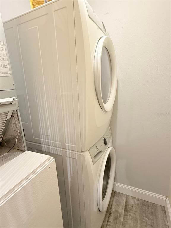 Building Photo - 3357 38th St S