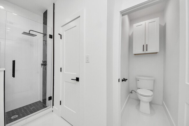 Building Photo - 5029 Broom St