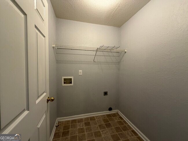 Building Photo - 2807 Snapfinger Manor