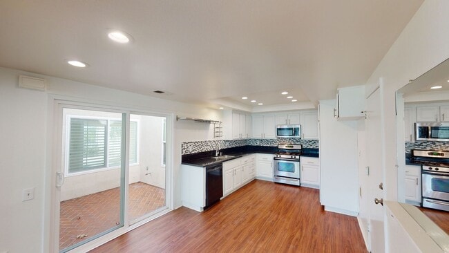 Building Photo - 5524 Pablo Rd