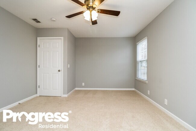 Building Photo - 3054 Ace Wintermeyer Dr