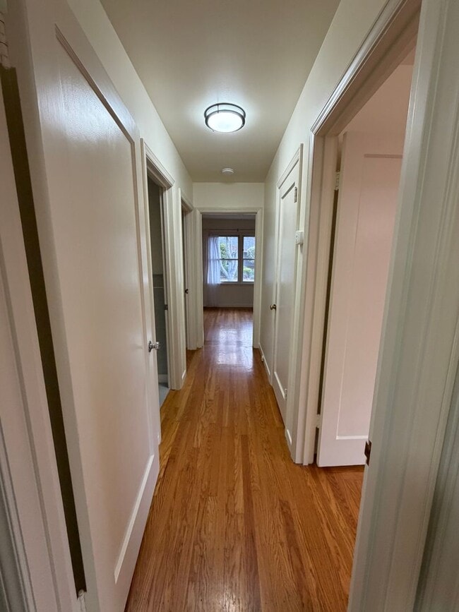 Building Photo - 1044-1048 Marcussen Drive