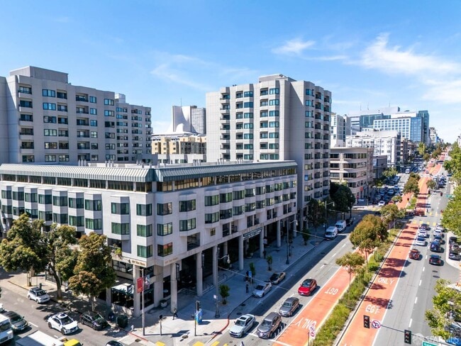 Building Photo - 601 Van Ness Ave