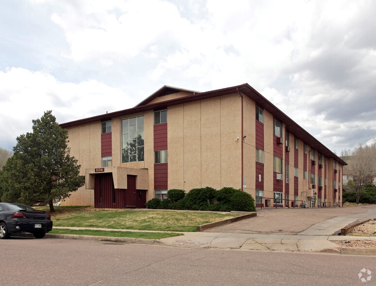 Crestmoor Apartments 1134 Westmoreland Rd Colorado Springs CO 80907