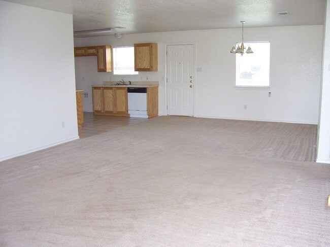 Building Photo - Country living! And Front Porch Sitting!! Granbury TX Full Brick 3 bed 2 bath 2 car garage